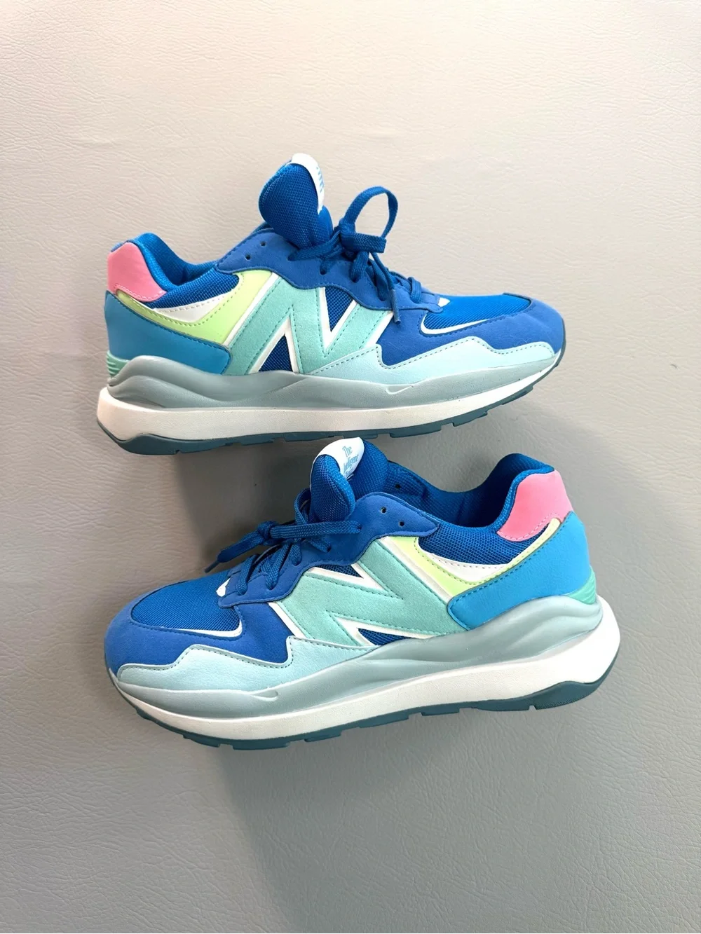 New Balance Grade School 57/40 Sneakers Serene Blue Surf Youth Big Kids 7 Men 40